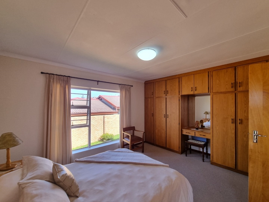 3 Bedroom Property for Sale in Dana Bay Western Cape